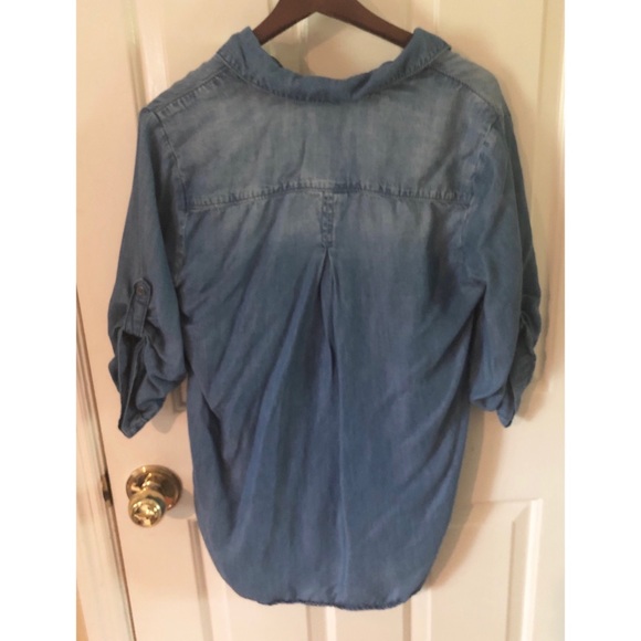 ✨ HP✨ Anthropologie Chambray Blouse - Picture 3 of 4